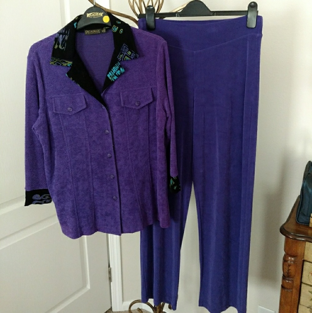 Picadilly fashions 2 piece set